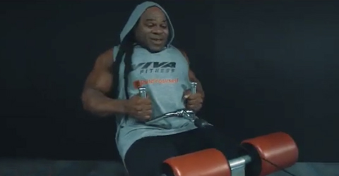 Kai Greene training on IT95 Series Equipment